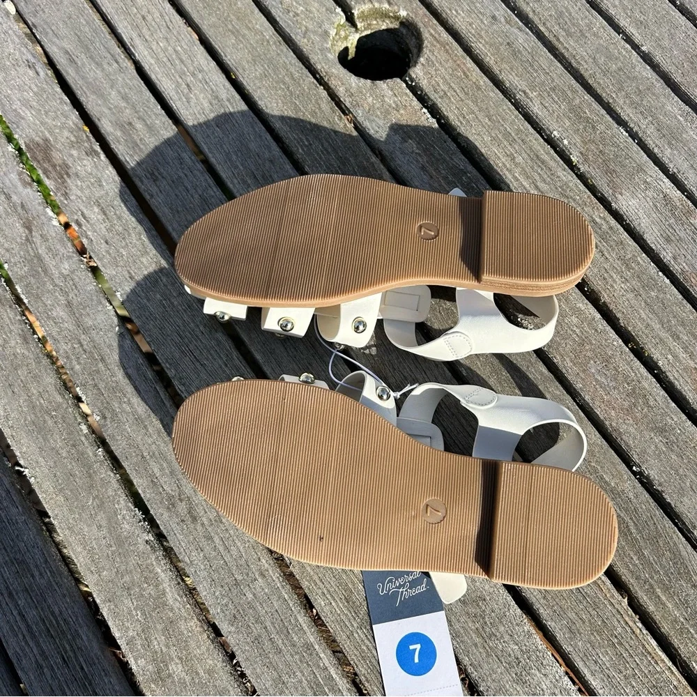 Nwt Women's Winnie Studded Fisherman‎ Sandals - Universal Thread Off size 7 new
